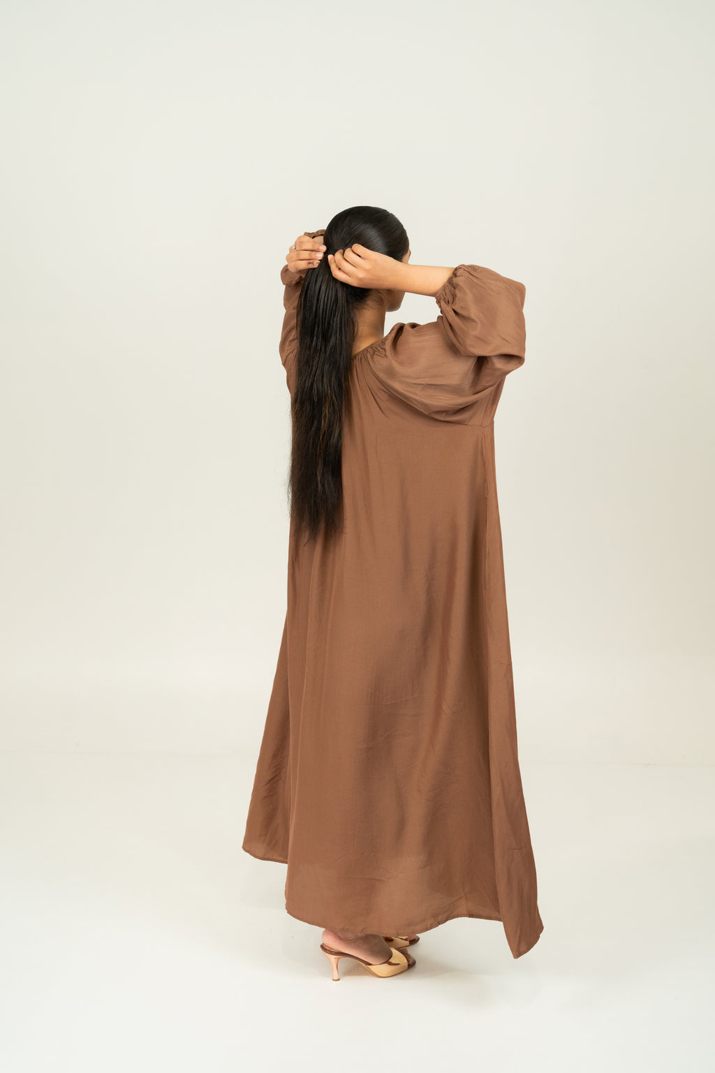 LONG FLOWING DRESSES