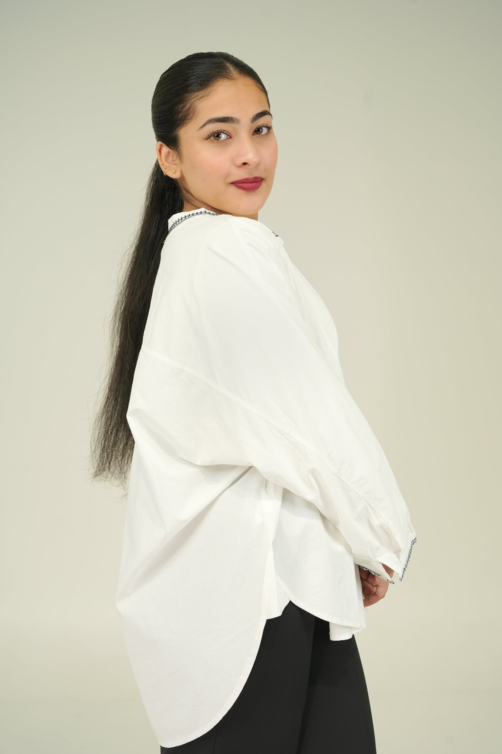CORE WOVEN SHIRT