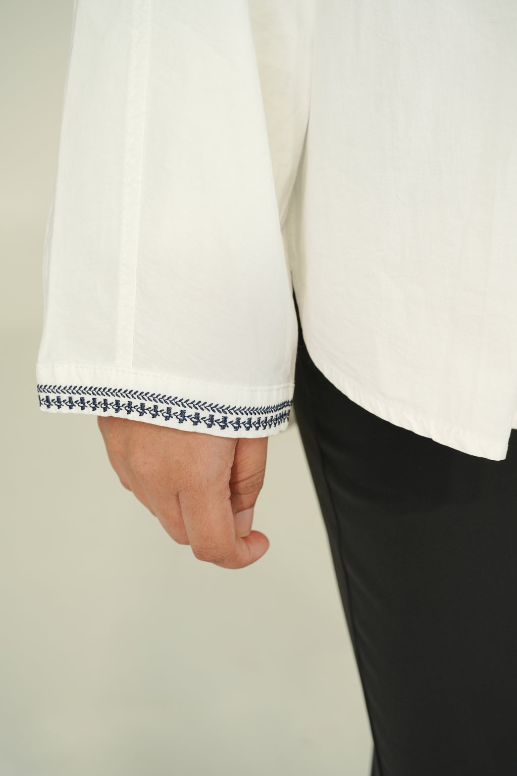 CORE WOVEN SHIRT