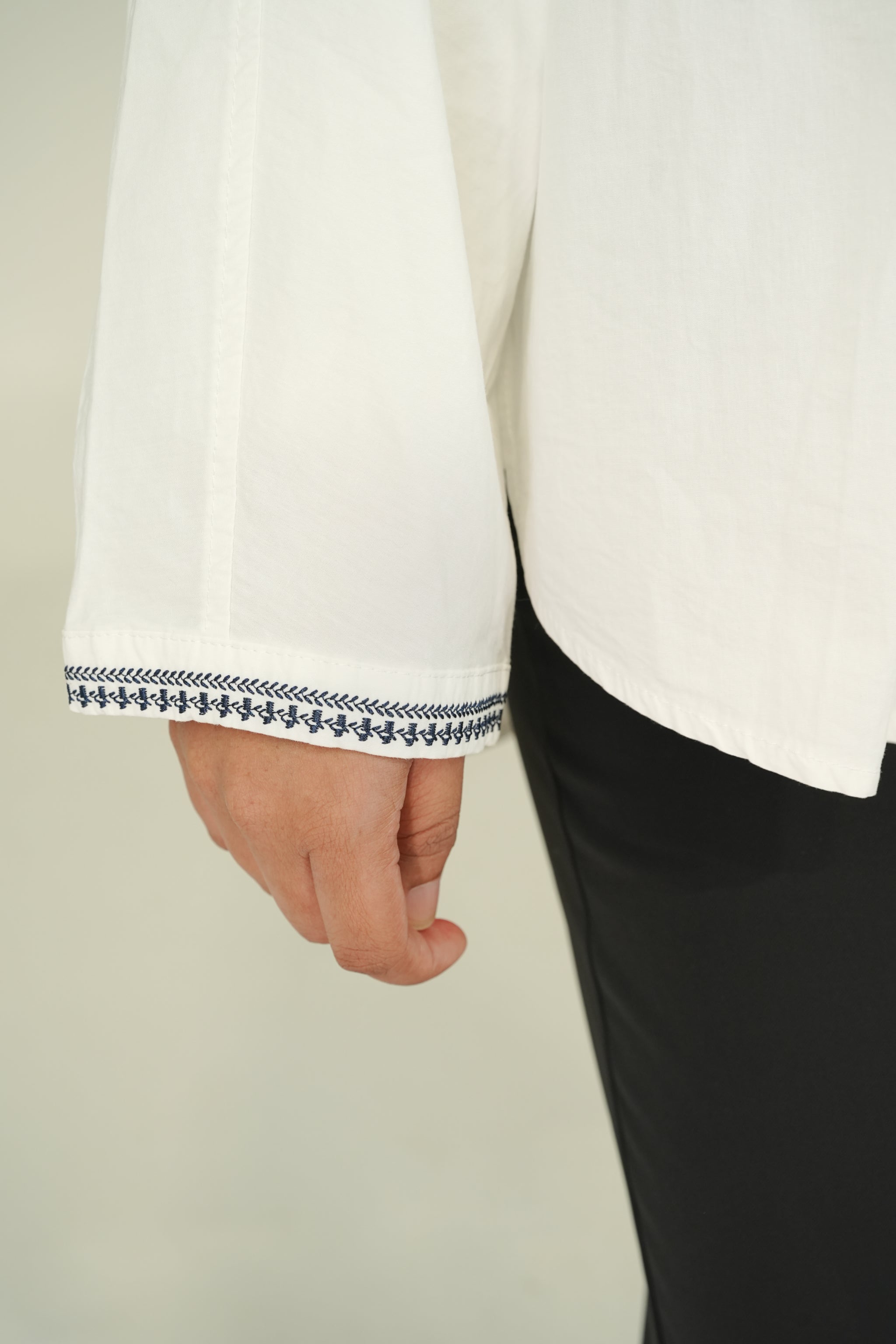 CORE WOVEN SHIRT