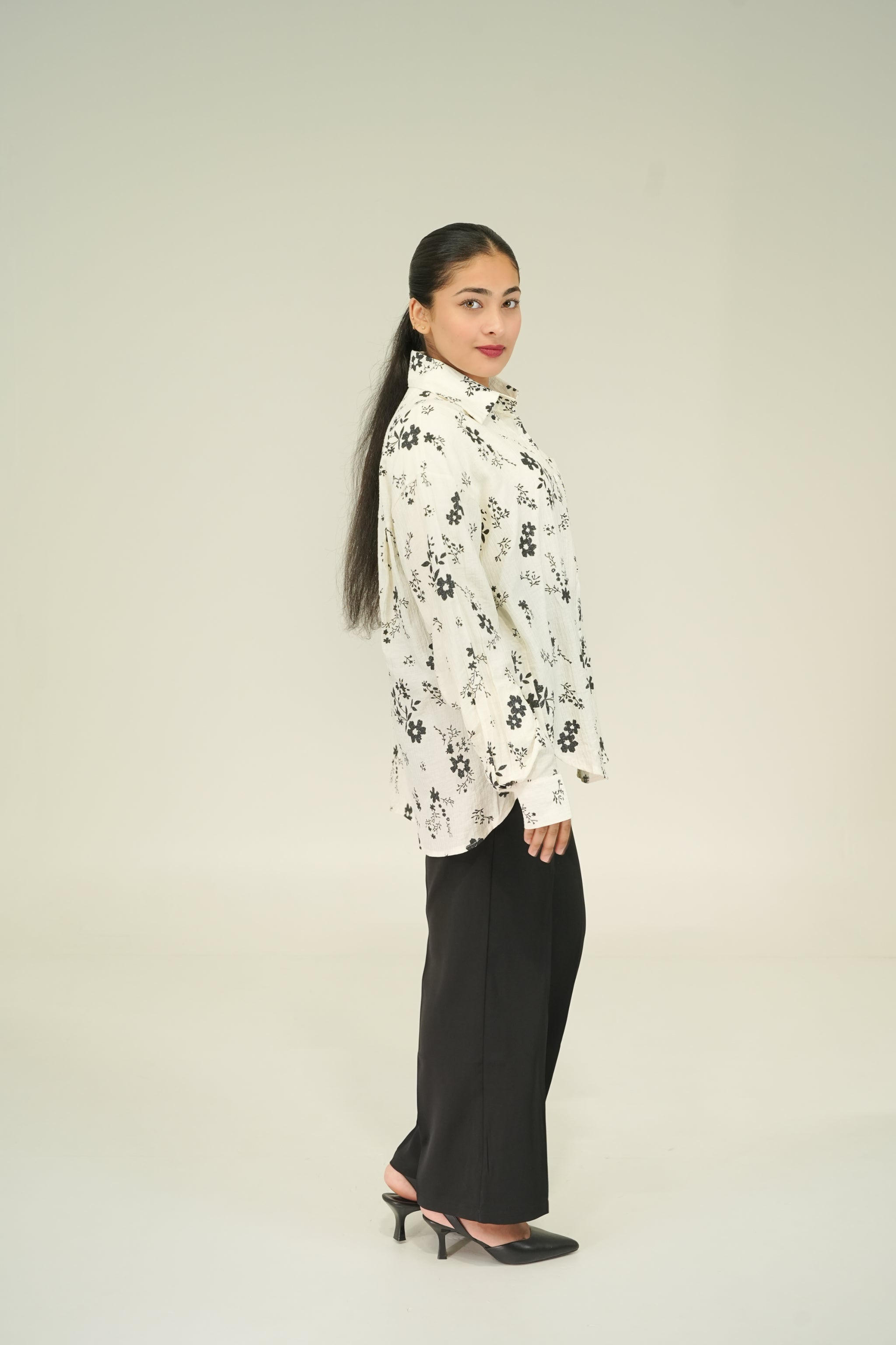 PETAL TOUCH SHIRT
