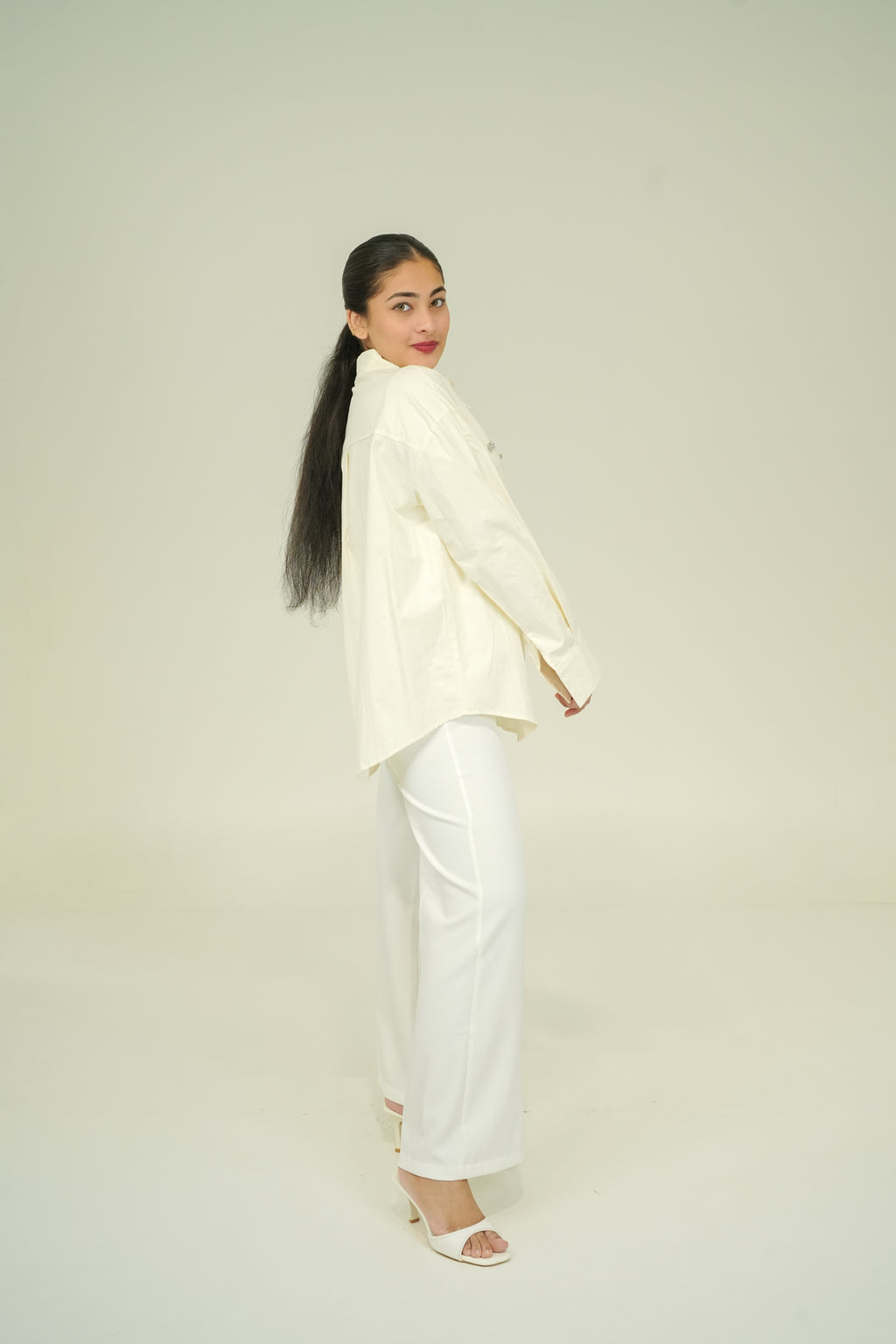 VELA STUD SHIRT CREAM