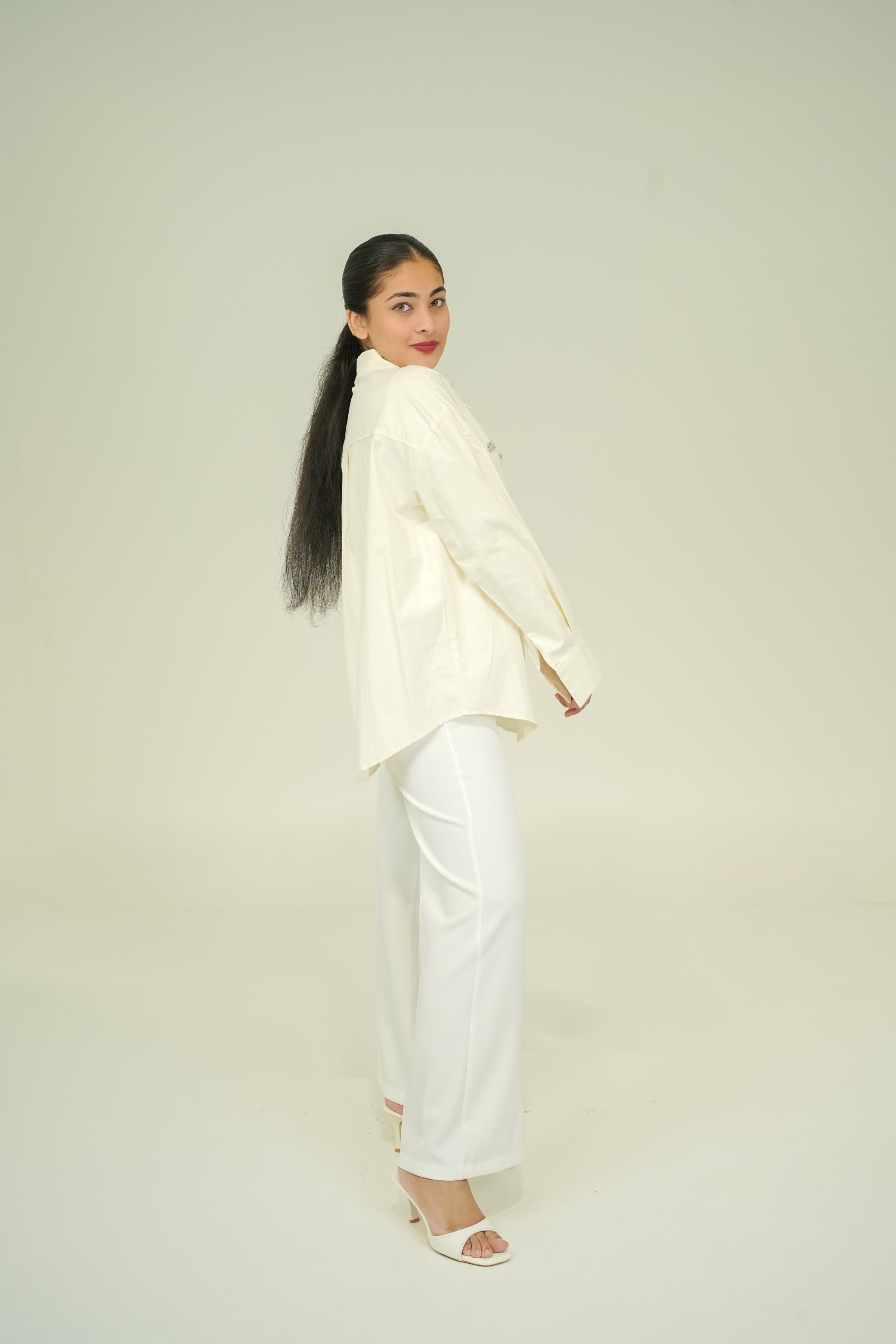 VELA STUD SHIRT CREAM