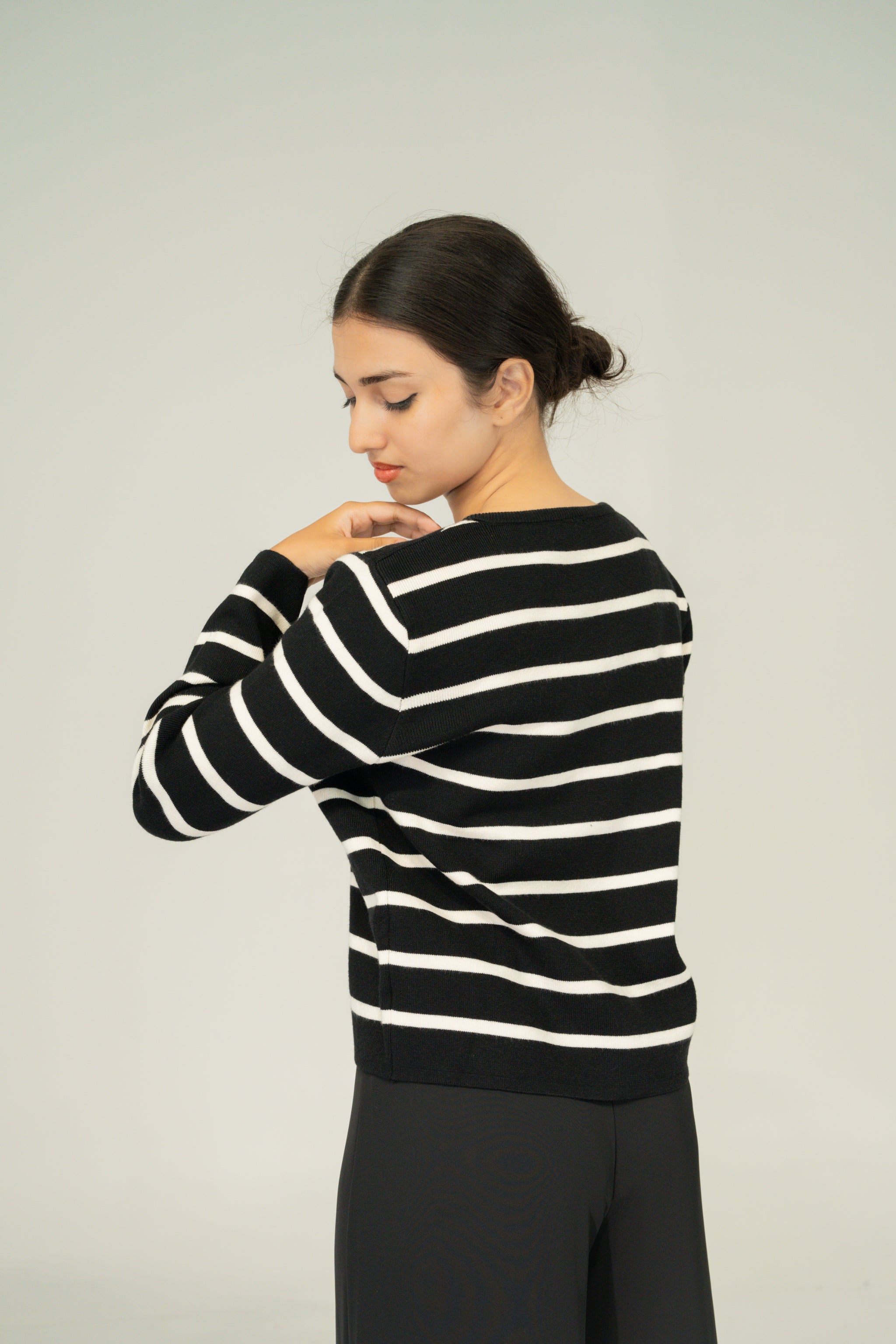 stripe button knitwear