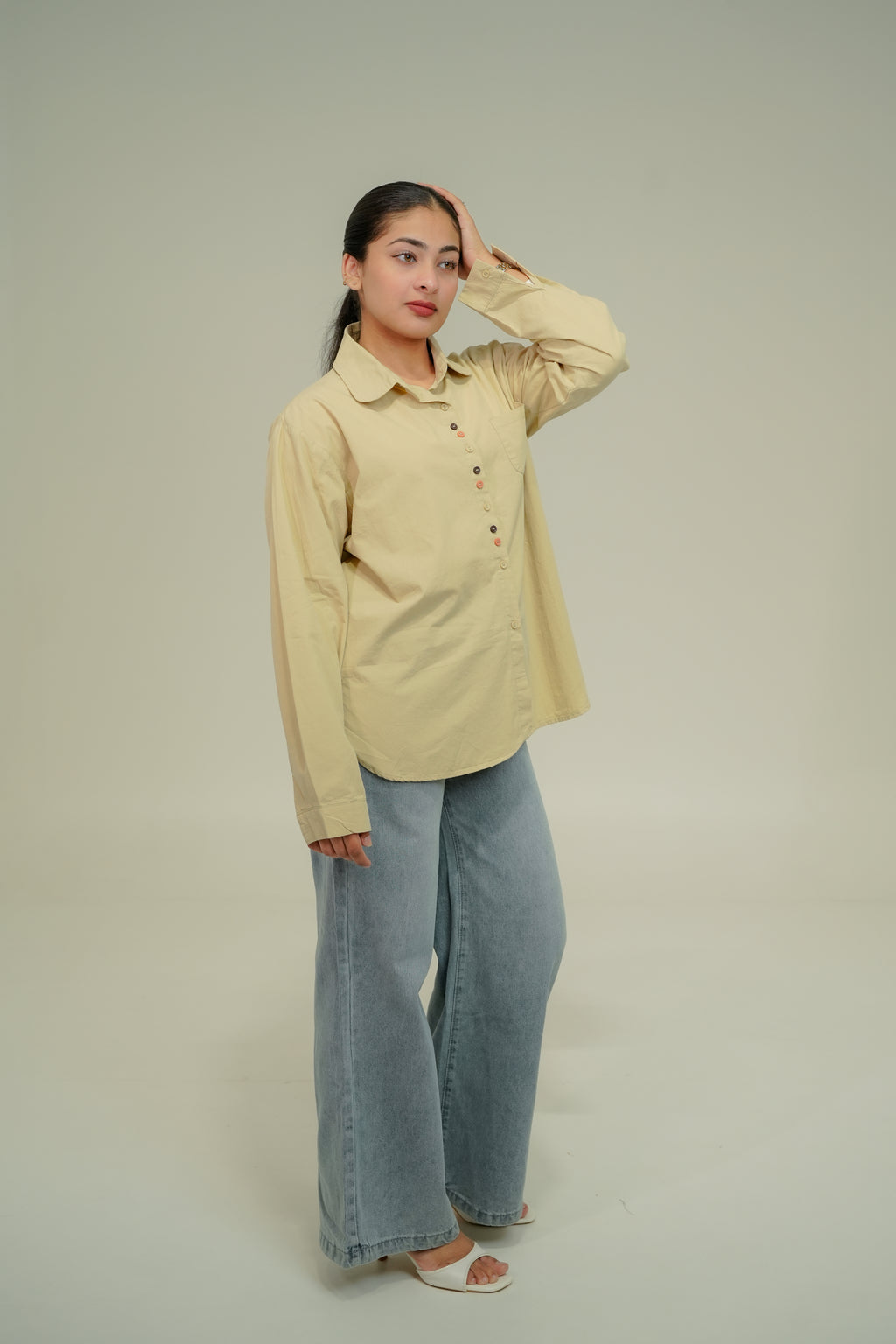 BUTTON MUSE SHIRT