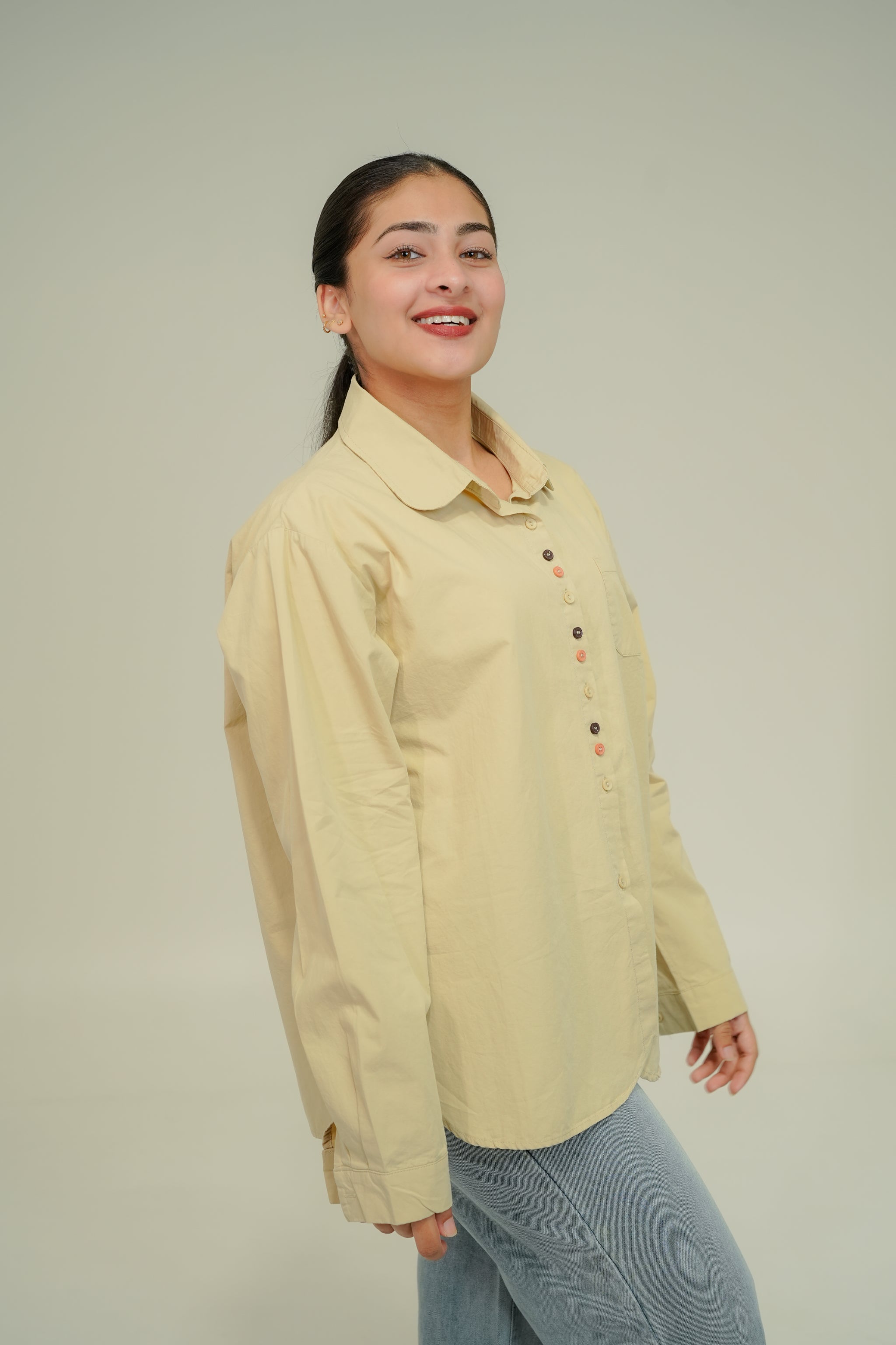 BUTTON MUSE SHIRT