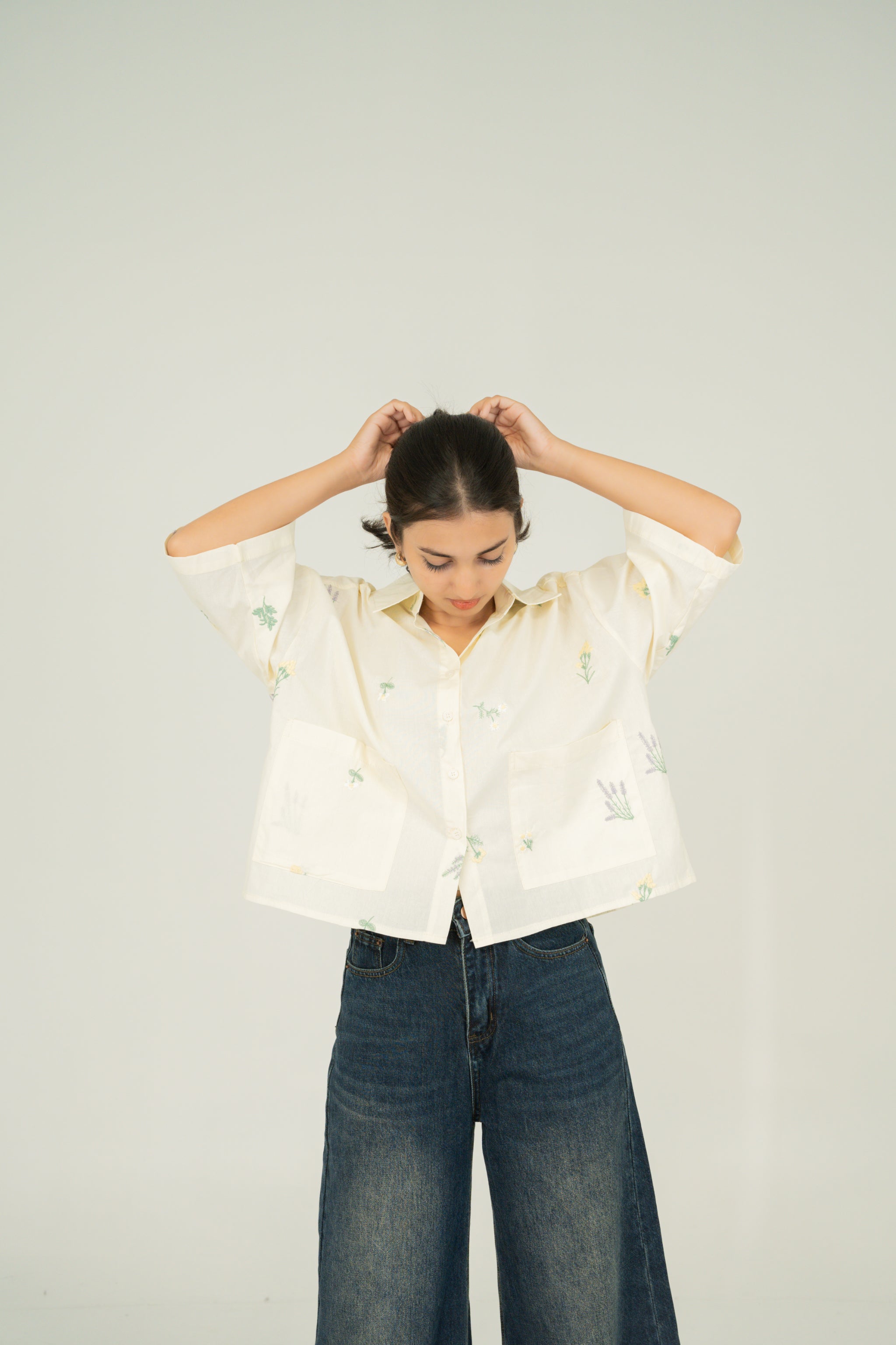 floral pocket crop shirt