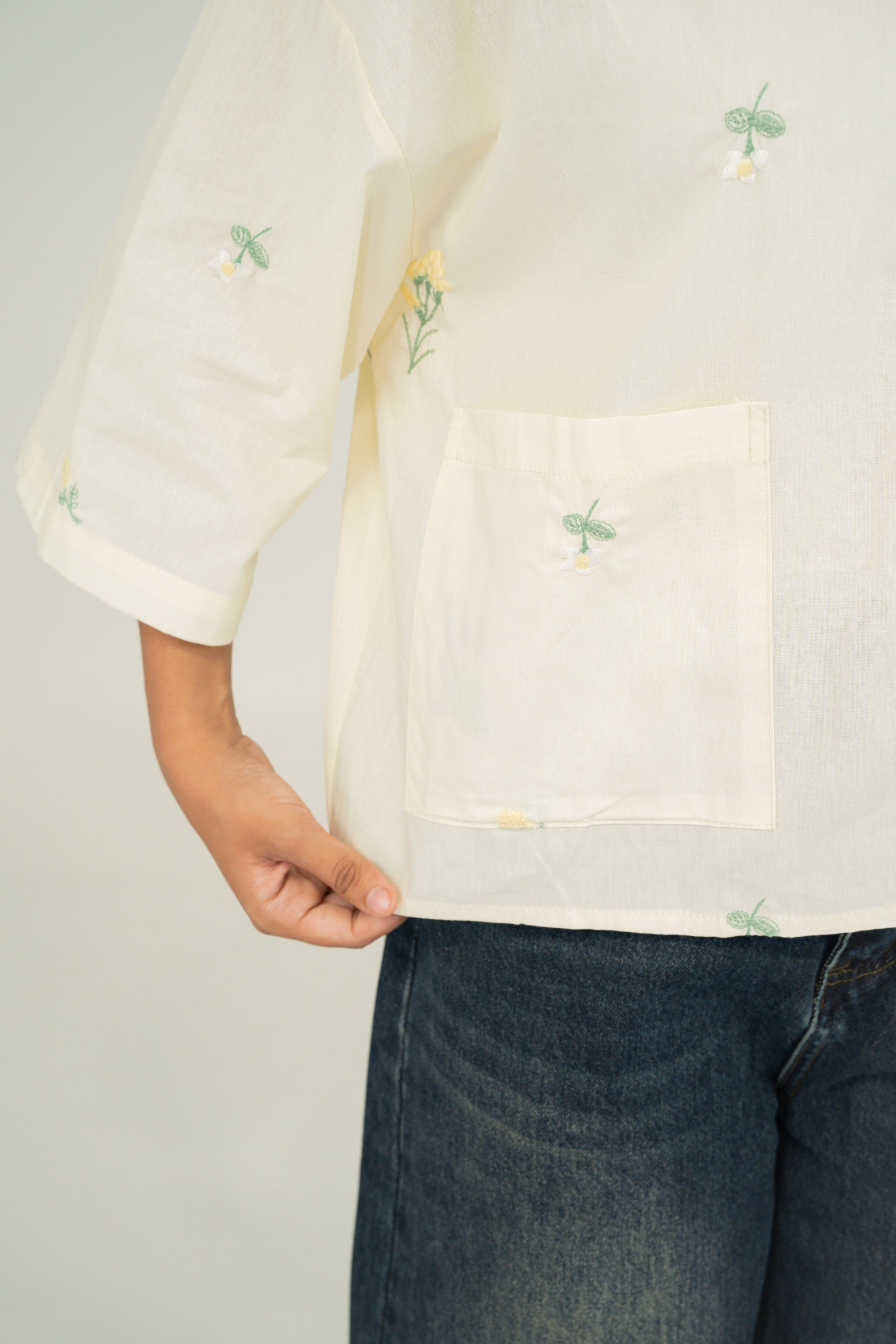 floral pocket crop shirt