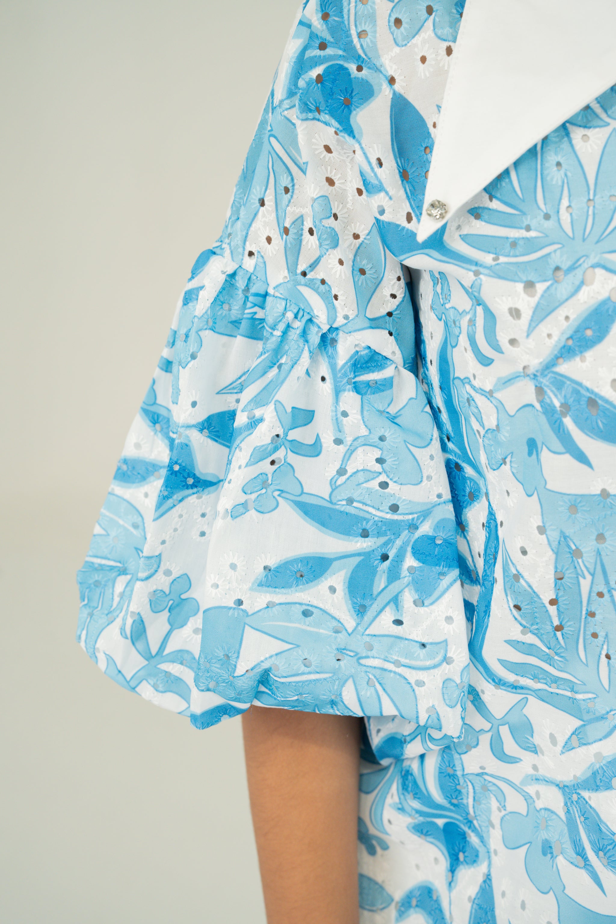 floral print puff shirt