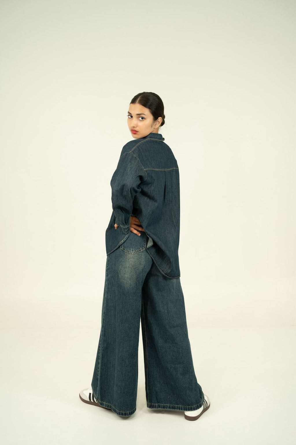 OVER SIZE DENIM SHIRT
